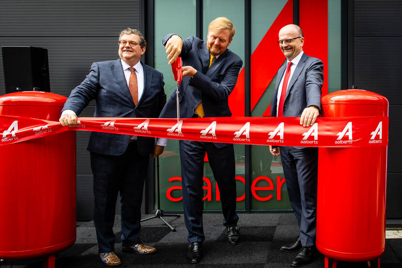 Koning opent nieuwe locatie Aalberts in Almere