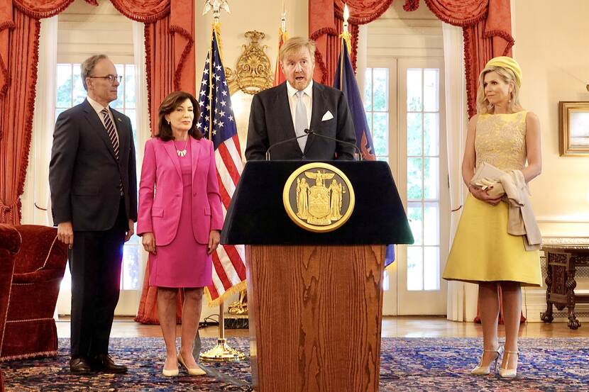 Gouverneur New York ontvangt Koninklijk Paar
