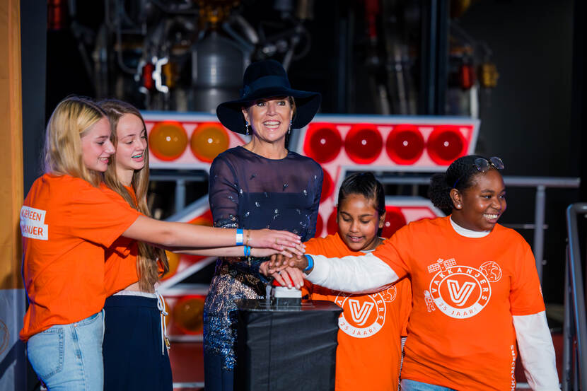 Koningin Máxima lanceert landelijke start Vakkanjers in Space Expo