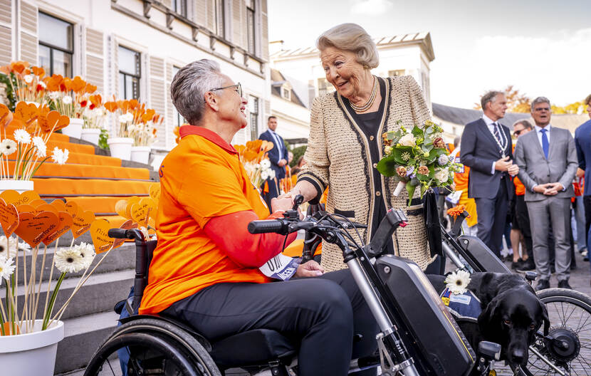 Pinses Beatrix aanwezig bij Het Oranjepad van het Prinses Beatrix Spierfonds