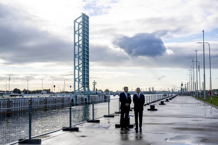 Koning Willem-Alexander en Koning Filip openen Nieuwe Sluis in Terneuzen