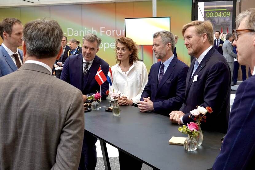 Koning bij conferentie Danish Industry