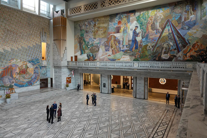 Koning bezoekt stadhuis Oslo