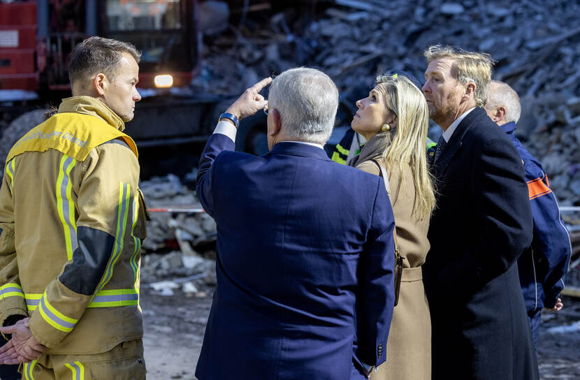 Koninklijk Paar bezoekt Tarwekamp Den Haag